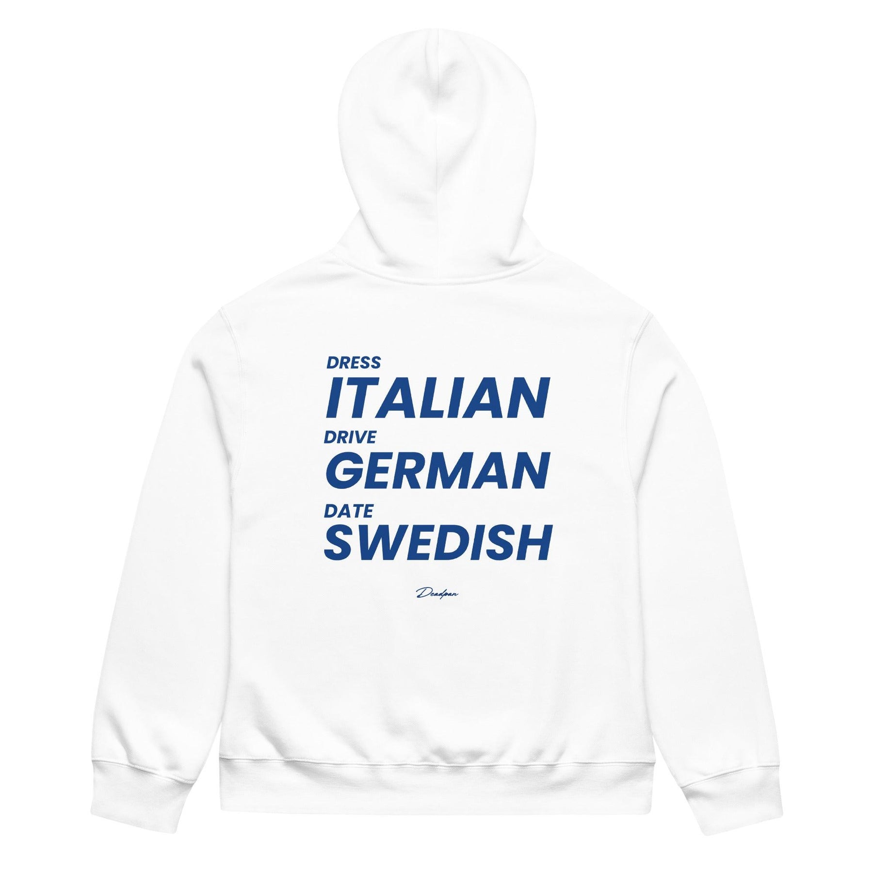 T-shirt unisex UNTLD con stampa Dress Italian, Drive German, Date Swedish, in cotone bianco con design sulla schiena.